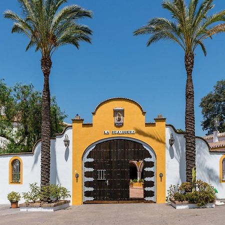 La Rejaquera Villa Villanueva del Rio y Minas Luaran gambar
