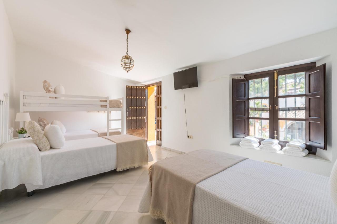 La Rejaquera Villa Villanueva del Rio y Minas Luaran gambar