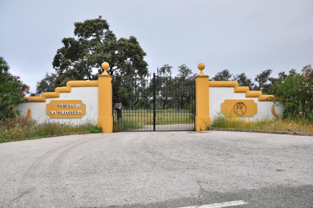 La Rejaquera Villa Villanueva del Rio y Minas Luaran gambar
